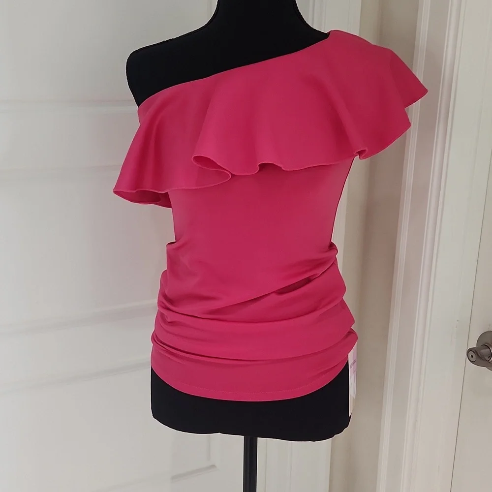 One Shoulder Ruffle Top - Picture 4 of 7